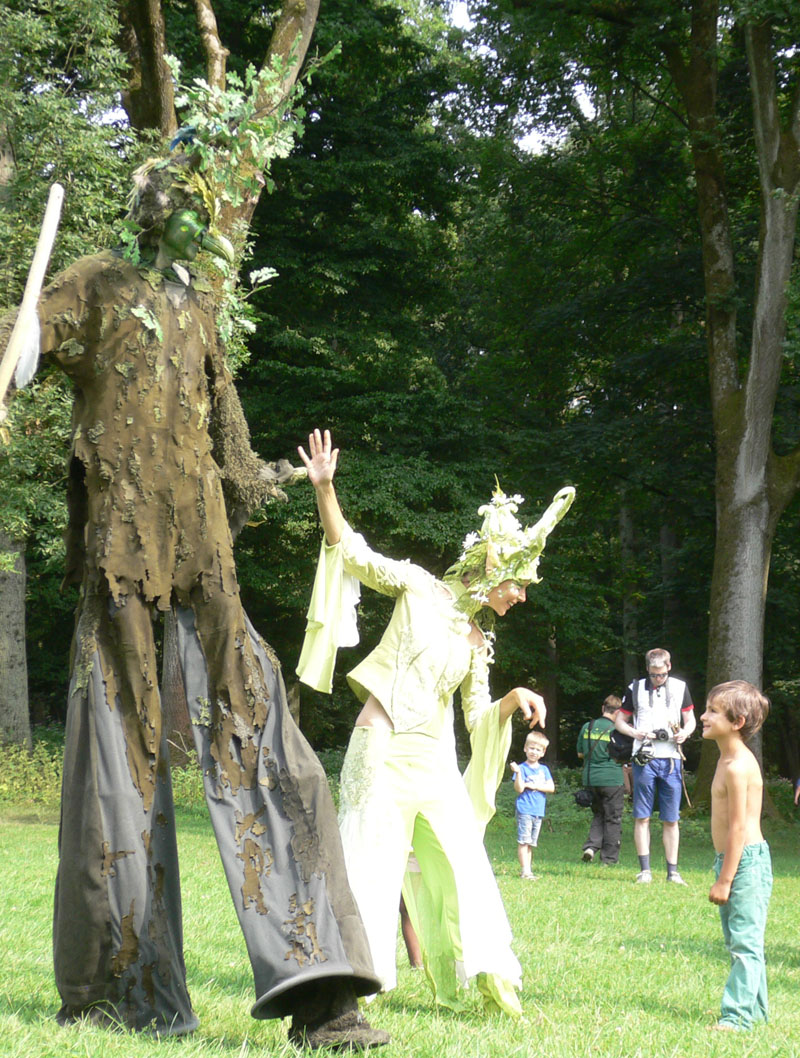 Waldelfe und Vogelbaum Pantao, Forstparkfest Düsseldorf