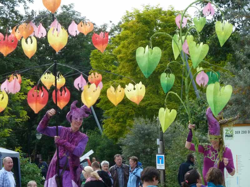 Waldlichträgerin Pantao, lange Tropennacht im Zoopark Erfurt