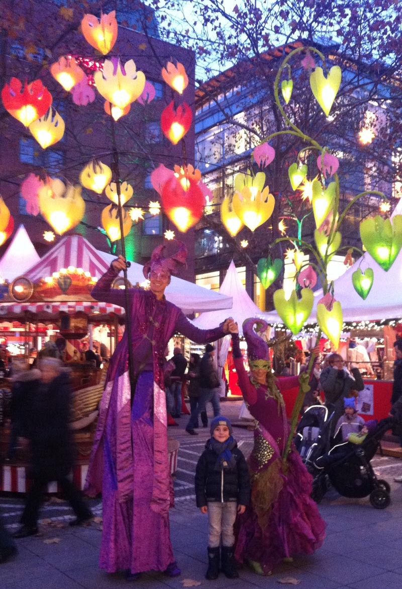 Waldlichträgerin pantao, Weihnachtsmarkt Kapuzinerplanken Mannheim