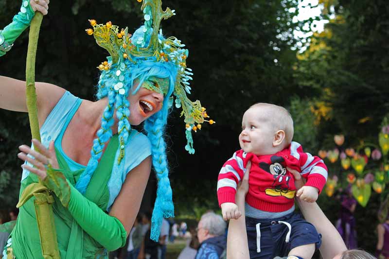 Lichtwesen in Hannover mit Kinderbelustigung, Herrenhäuser Gärten Hannover